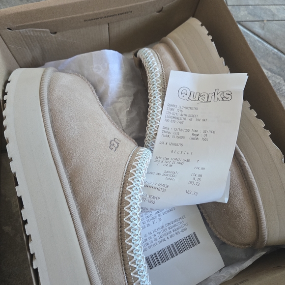 UGG Tazz Sand WSize 7 - Picture 2 of 5